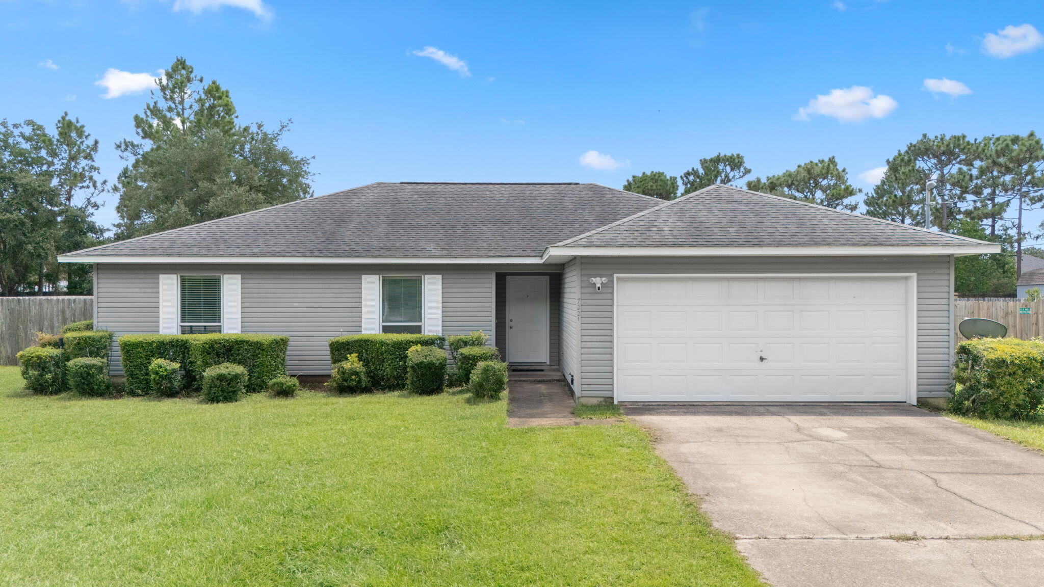 7221 Broadmoor Street  Navarre FL 32566 photo