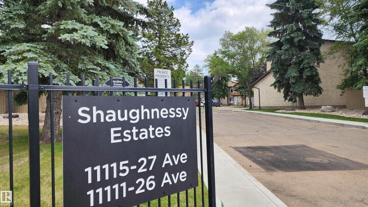 Property Photo:  11115 27 Avenue NW 17  AB T6J 5N3 