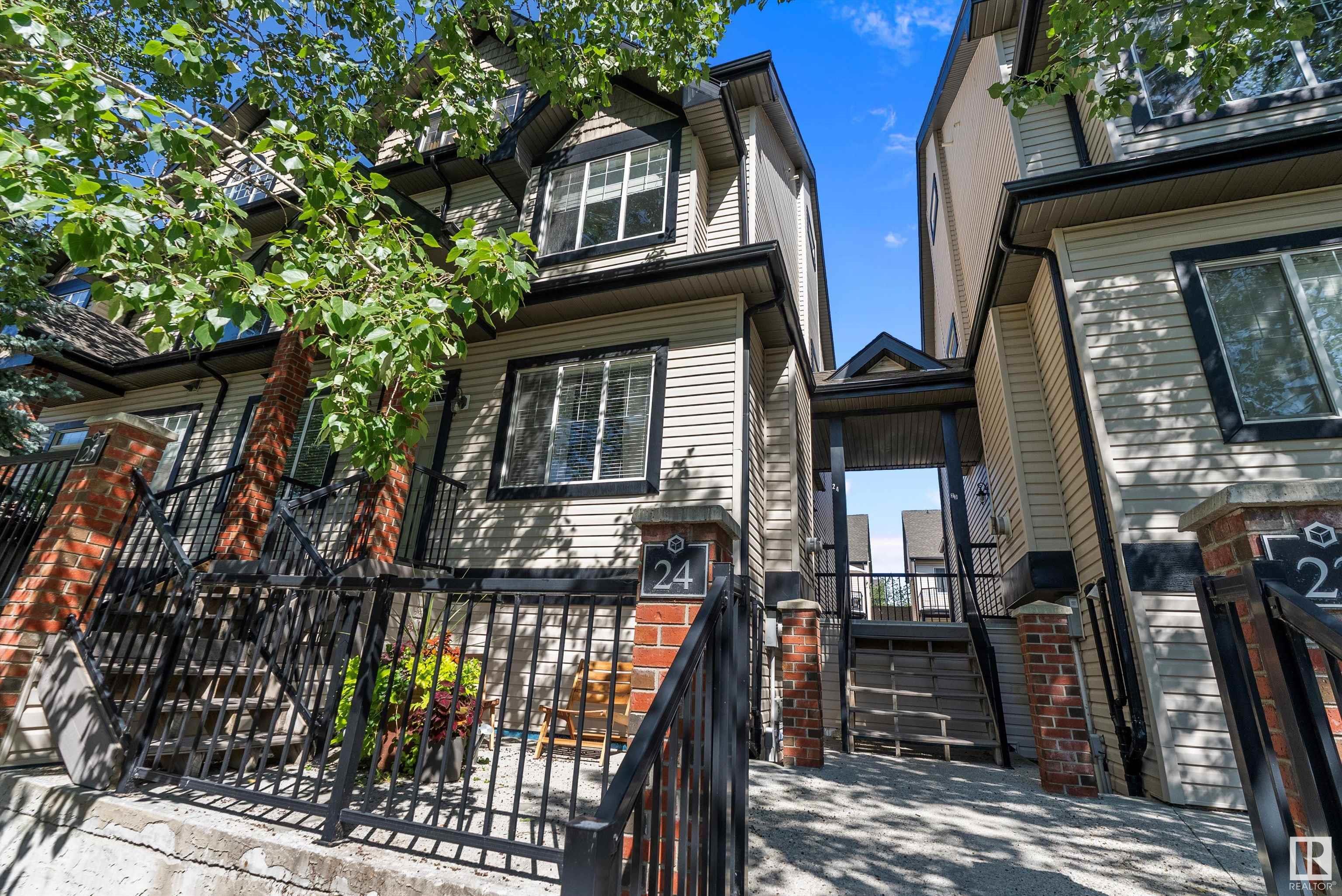 Property Photo:  4821 Terwillegar Common NW 24  AB T6R 0C5 