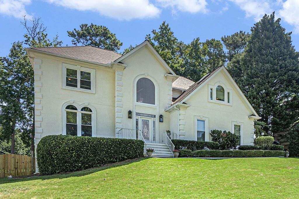 Property Photo: 1660 Hickory Lake Drive GA 30078