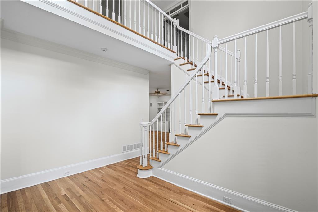 Property Photo:  1021 Oakpointe Place  GA 30338 