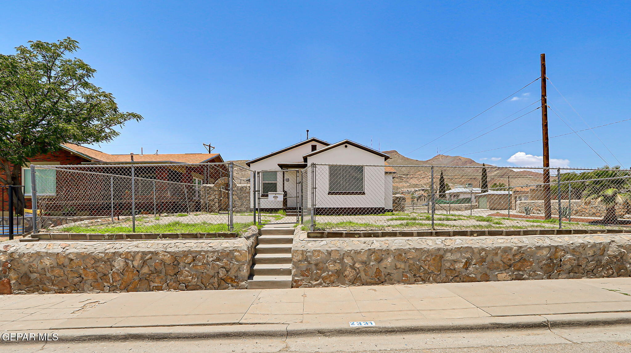 2331 Grant Avenue  El Paso TX 79930 photo