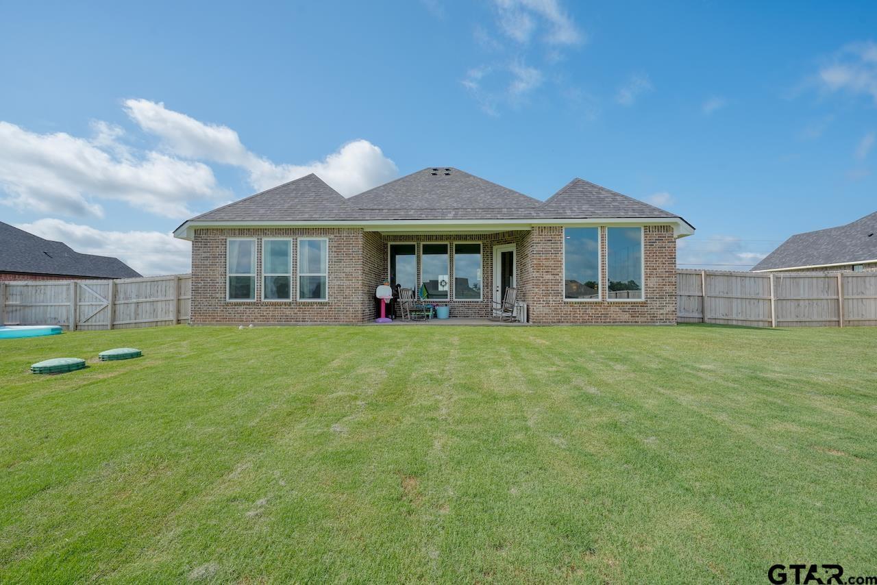 Property Photo:  12620 Cr 499  TX 75771 