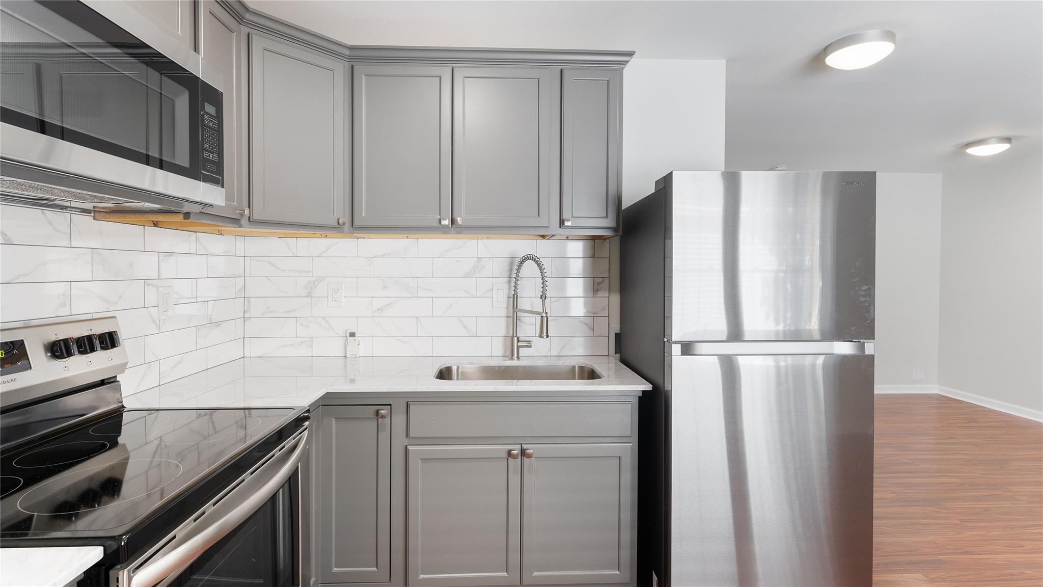 Property Photo:  1513 W 22nd Street A  TX 77008 