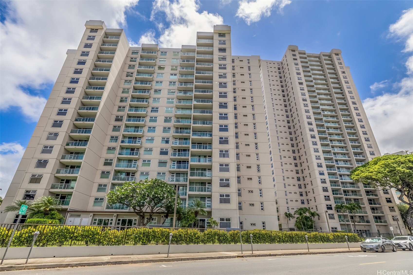 Property Photo: 1448 Young Street 304 HI 96814