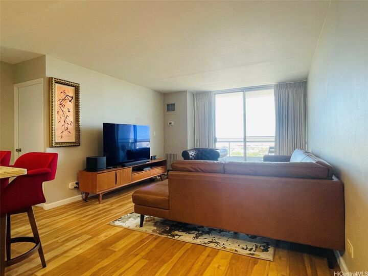 Property Photo:  3045 Ala Napuaa Place 1712  HI 96818 