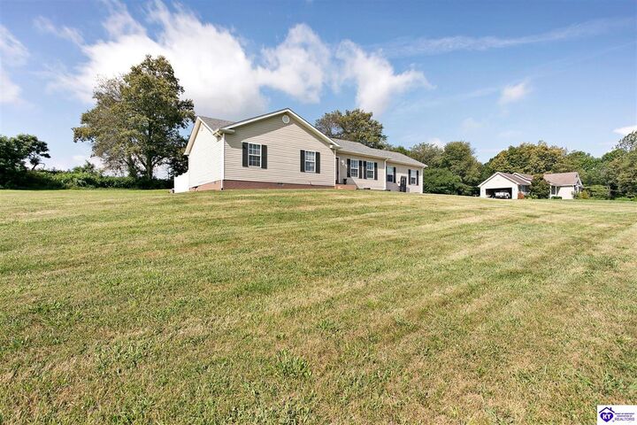 Property Photo:  112 Bottle Drive  KY 42701