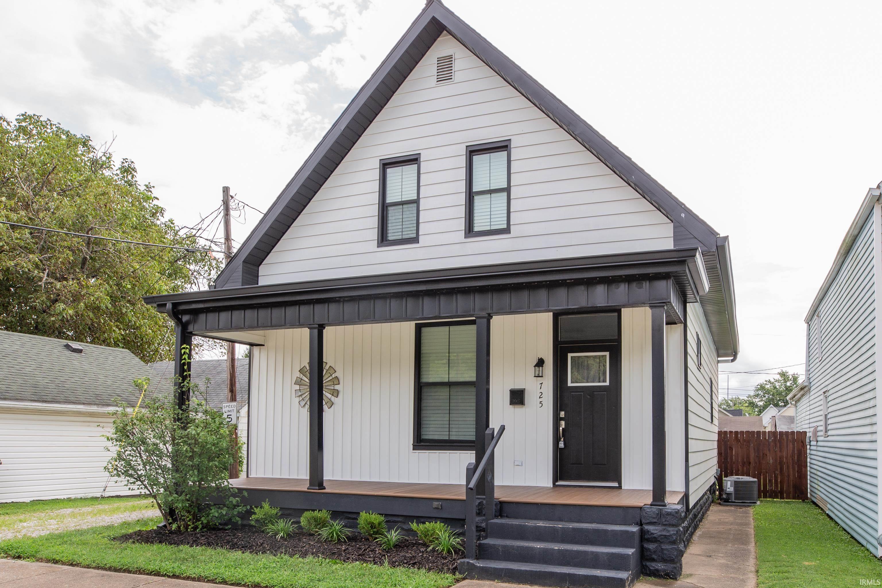 Property Photo:  725 N Lemcke Avenue  IN 47712 