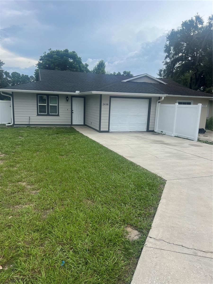 Property Photo:  2438 Centennial Boulevard  FL 34748 