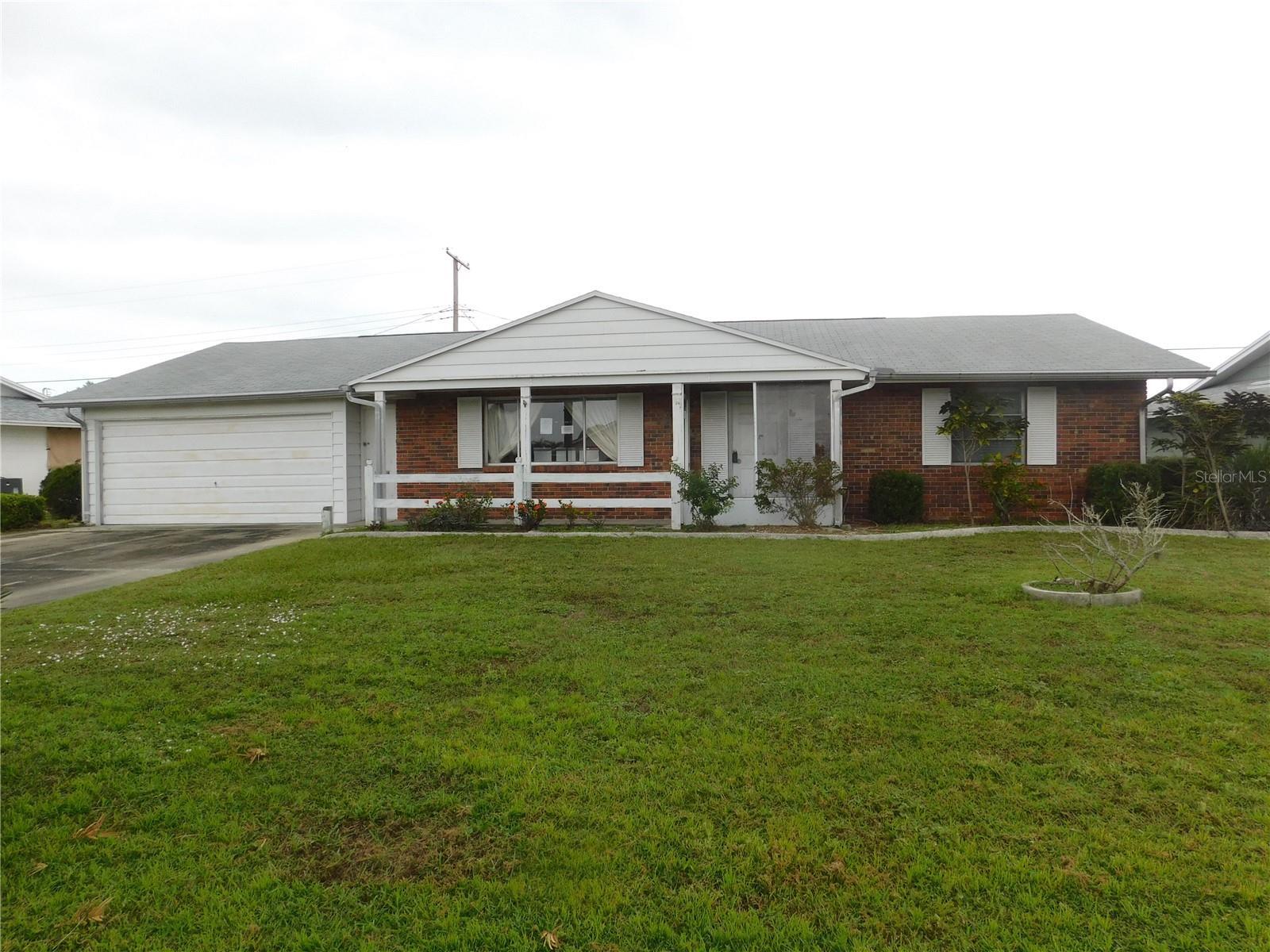 Property Photo: 1224 Valley Forge Boulevard FL 33573