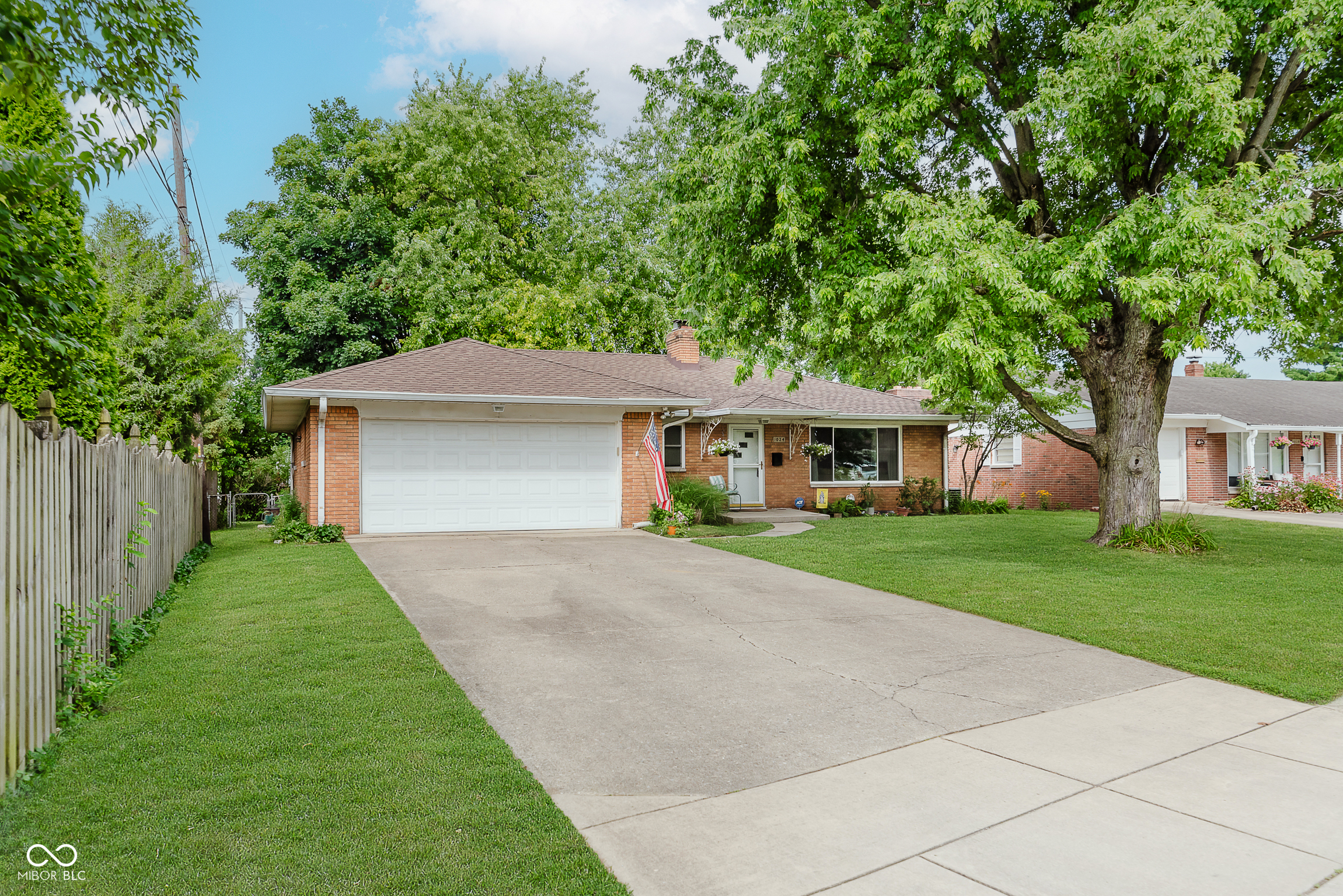 Property Photo: 1024 N Audubon Road IN 46219