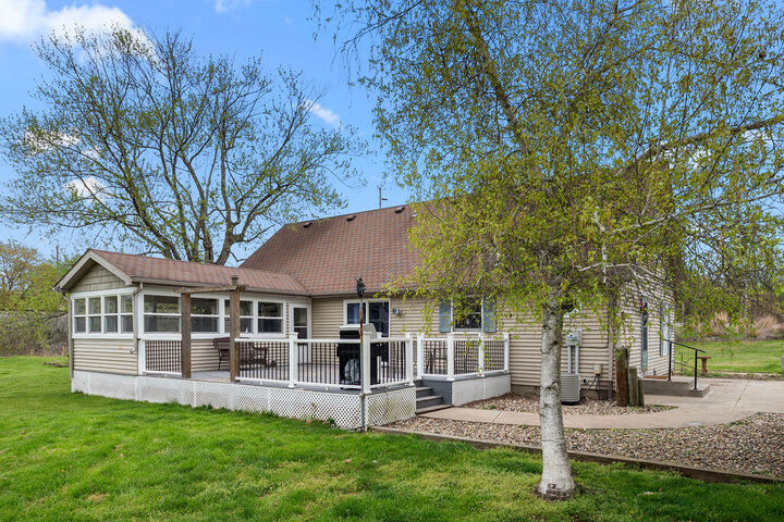 Property Photo:  8770 W East Road  MI 49128 