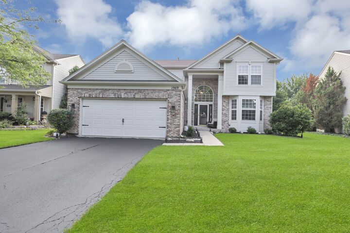 Property Photo:  1969 Bayfield Drive  IL 60503 