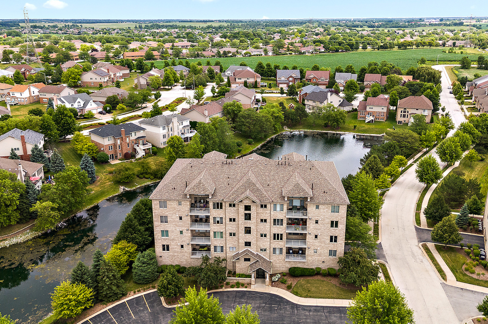 Property Photo:  11110 Waters Edge Drive 2A  IL 60467 