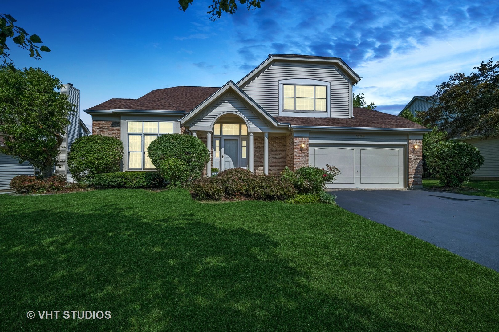 Property Photo: 1139 Oxford Lane IL 60047