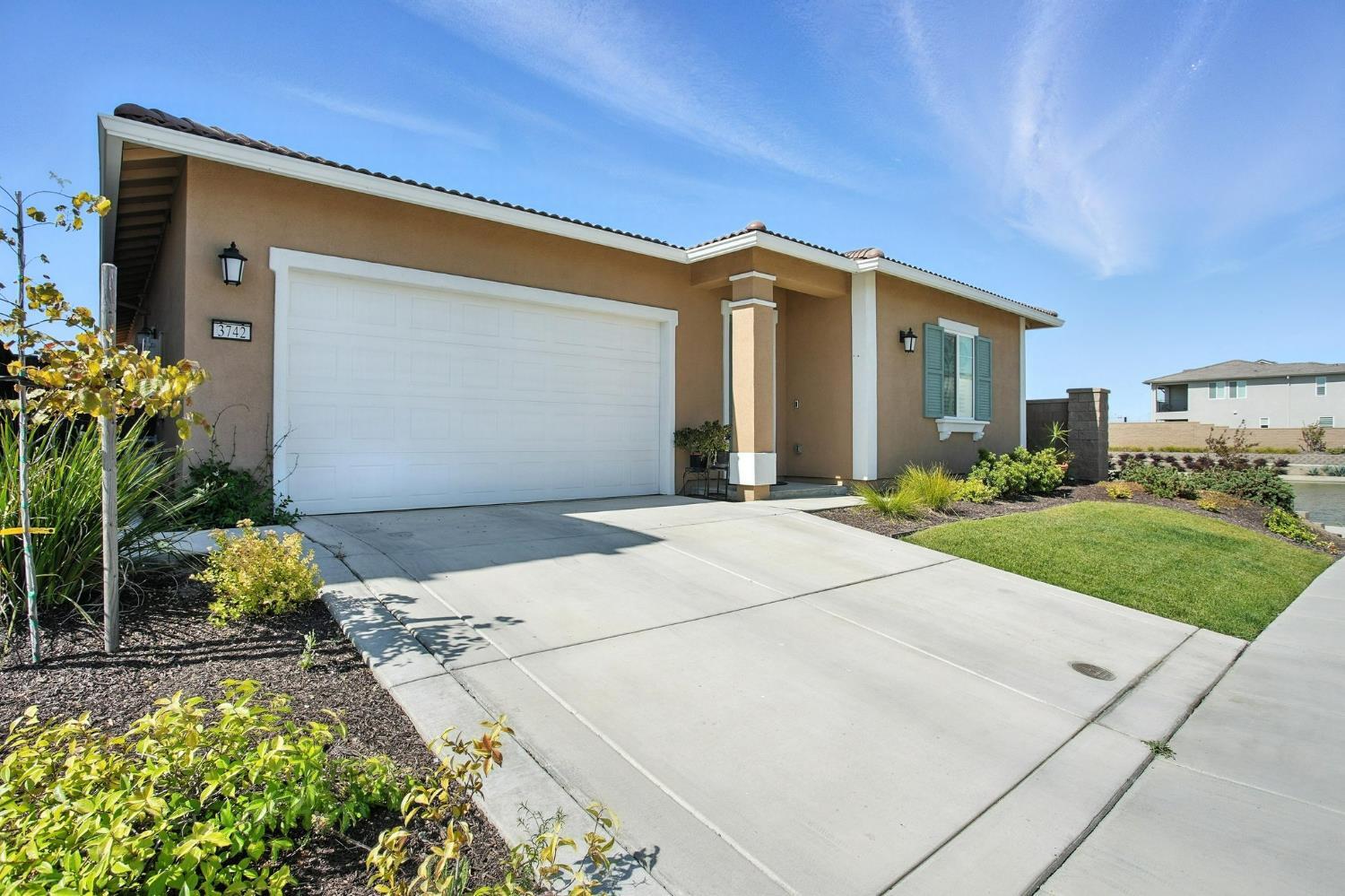 Property Photo:  3742 Haymaker Way  CA 95835 