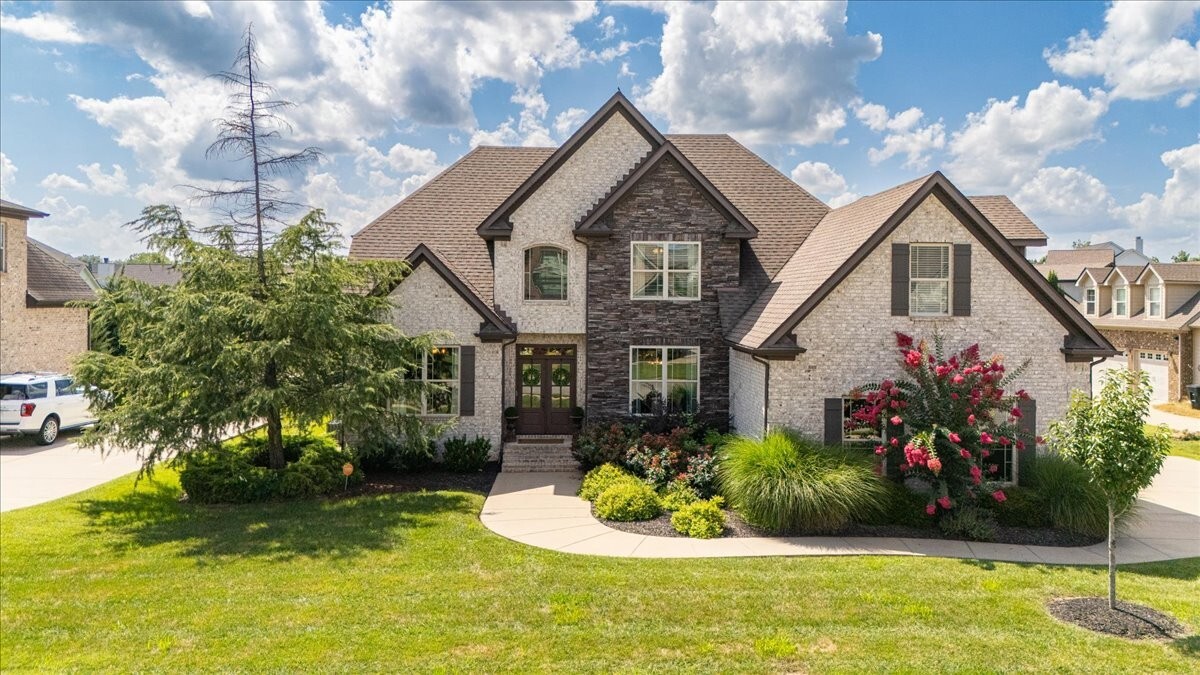 Property Photo: 1125 Tiberius Way TN 37128