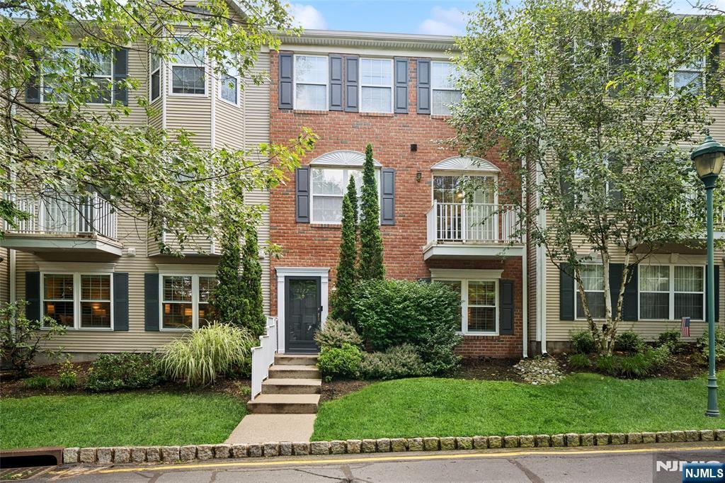 Property Photo: 2177 Kent Court NJ 07430