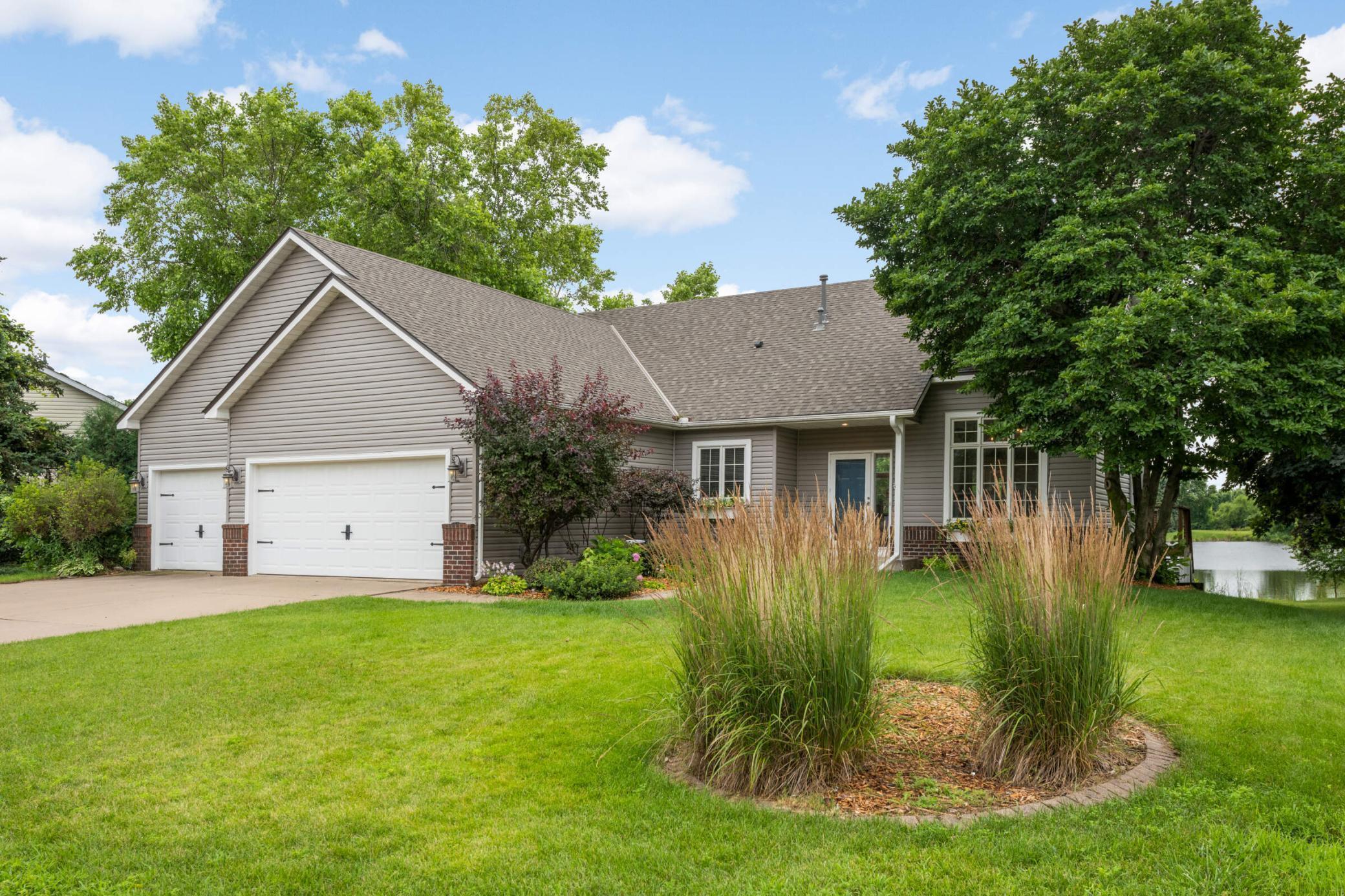 Property Photo: 1580 Meadowview Trail MN 55033
