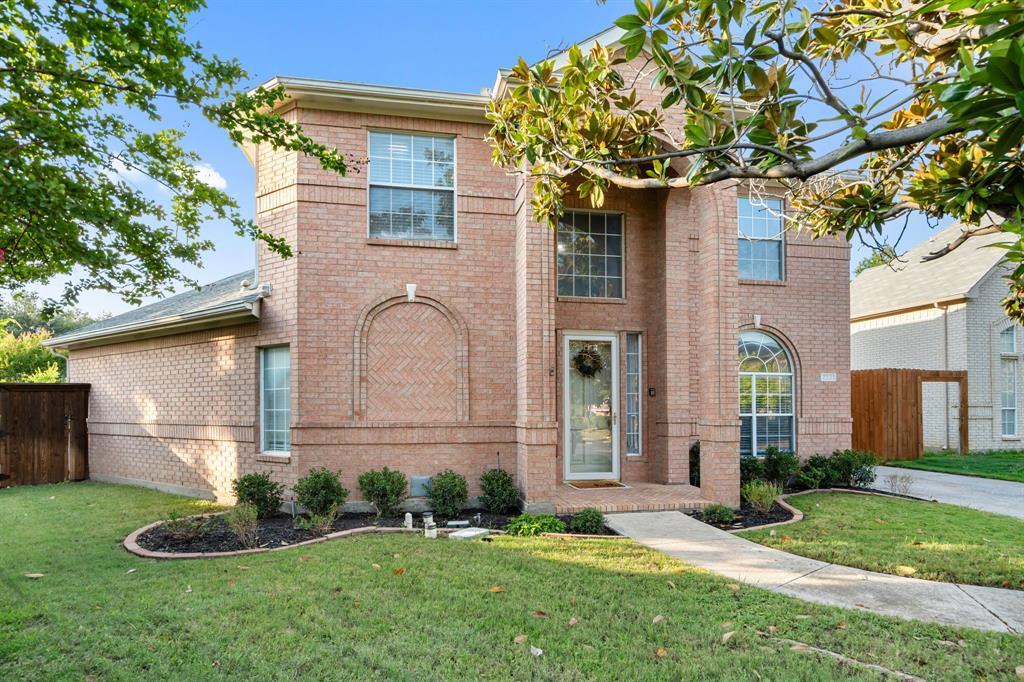 Property Photo: 2221 Cristina Circle TX 75006