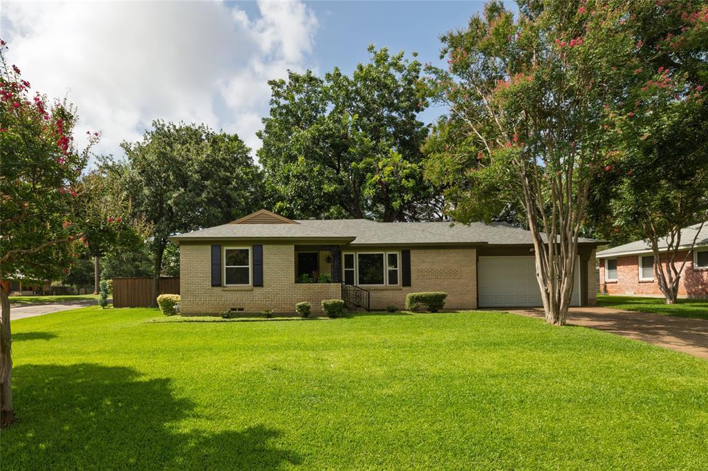 Property Photo:  1318 Brookhurst Street  TX 75061 