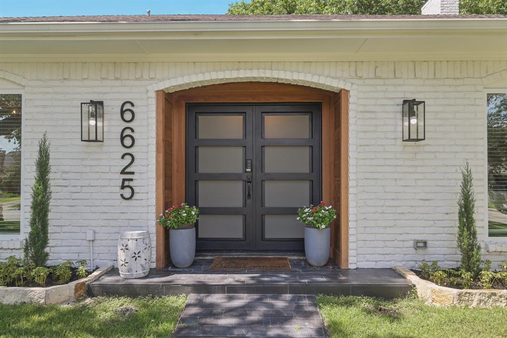 Property Photo: 6625 Rolling Vista Drive TX 75248