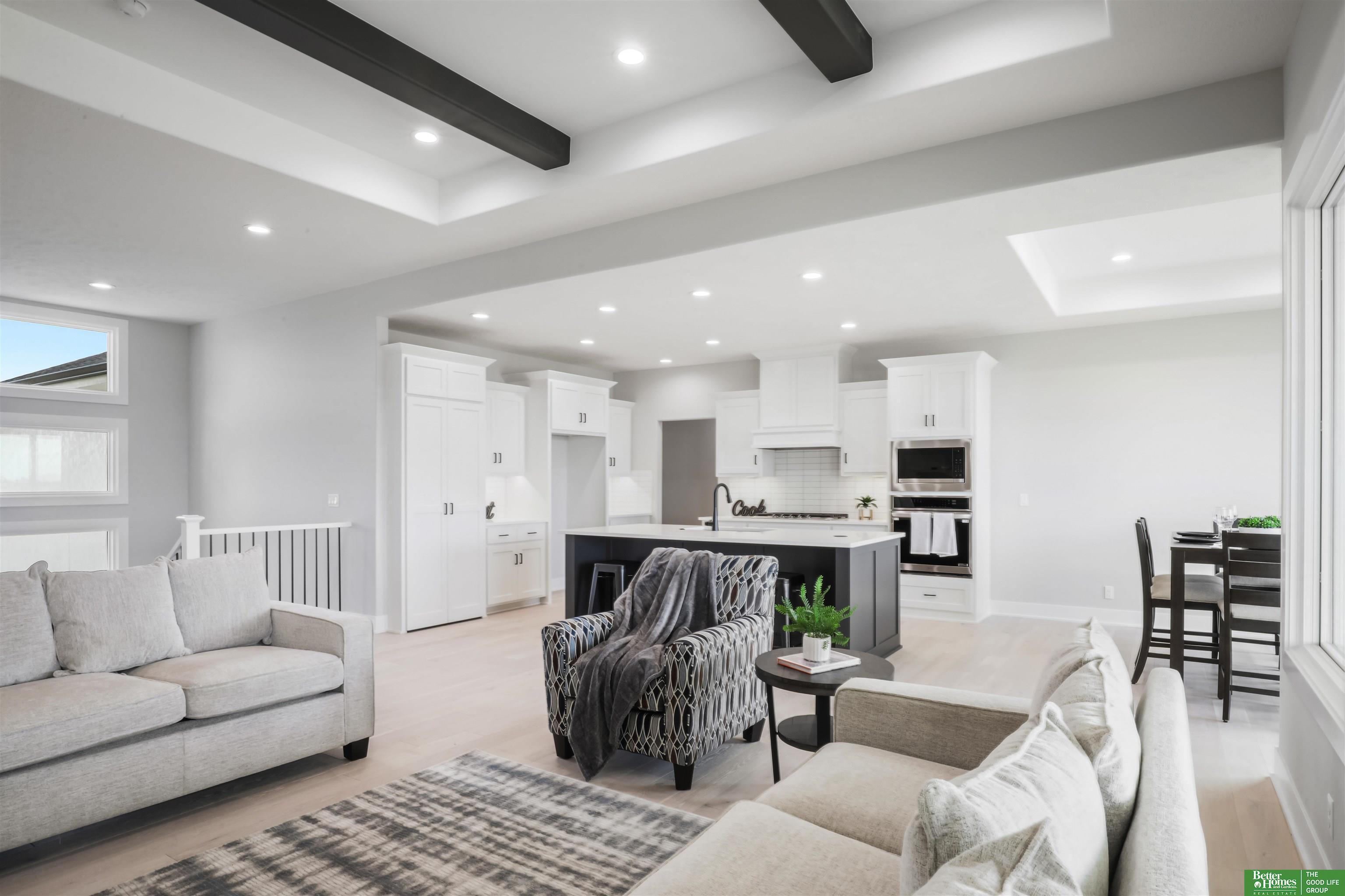 Property Photo: 5508 N 213 Street NE 68022