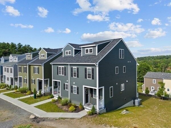 Property Photo:  7 Hill St 7  MA 02056 