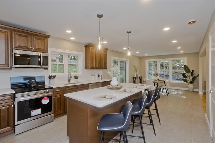 Property Photo:  186 Upper Hampden Rd  MA 01057 
