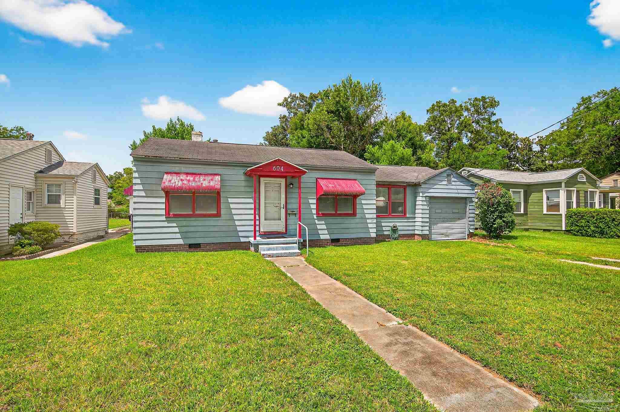 Property Photo:  604 W Avery St  FL 32501 
