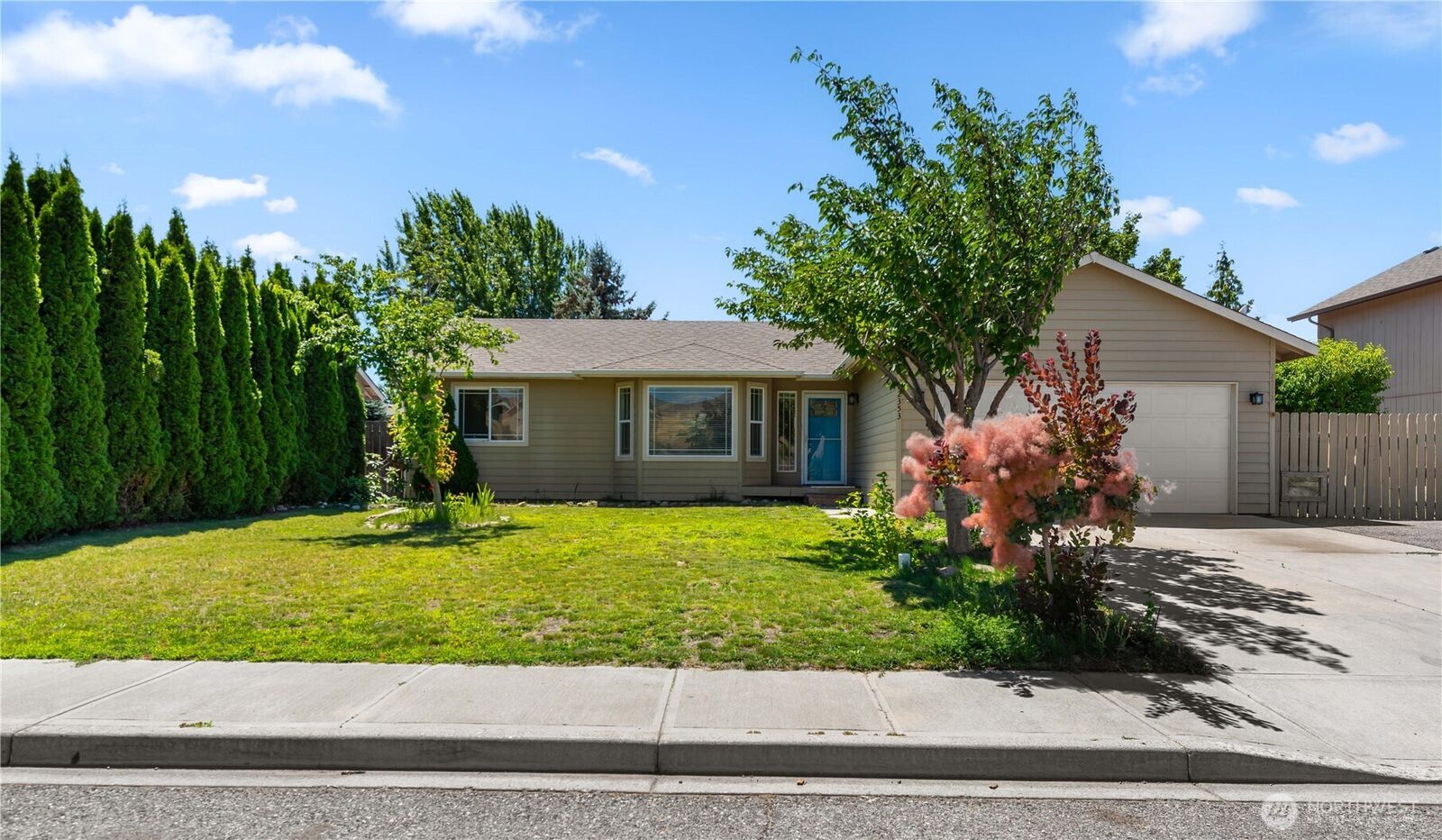 Property Photo:  2353  Fancher Field Road  WA 98802 