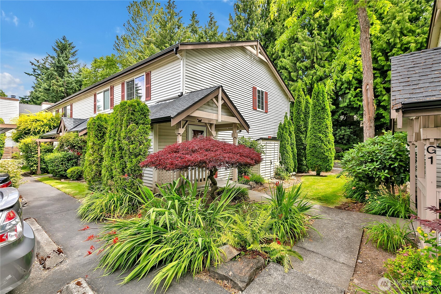 Property Photo: 15600 116th Avenue NE F4 WA 98011