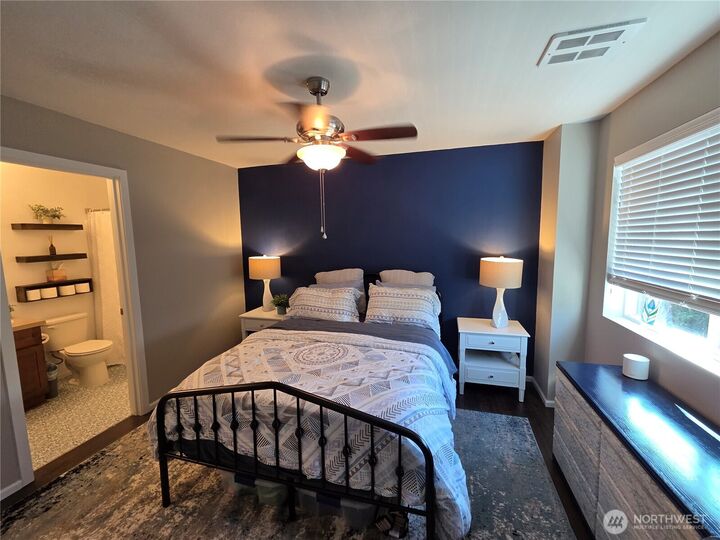 Property Photo:  11004  20th Drive SE  WA 98208 