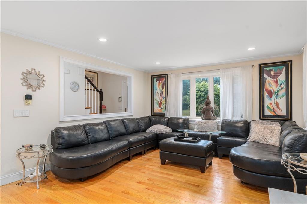 Property Photo: 120 Fox Run RI 02818
