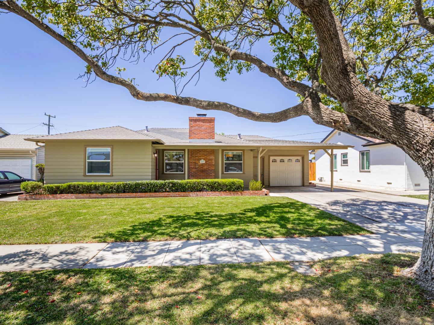 1233 Monroe Street  Salinas CA 93906 photo