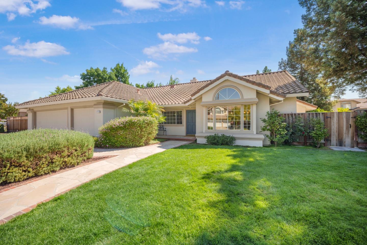 Property Photo:  17157 Heatherwood Way  CA 95037 
