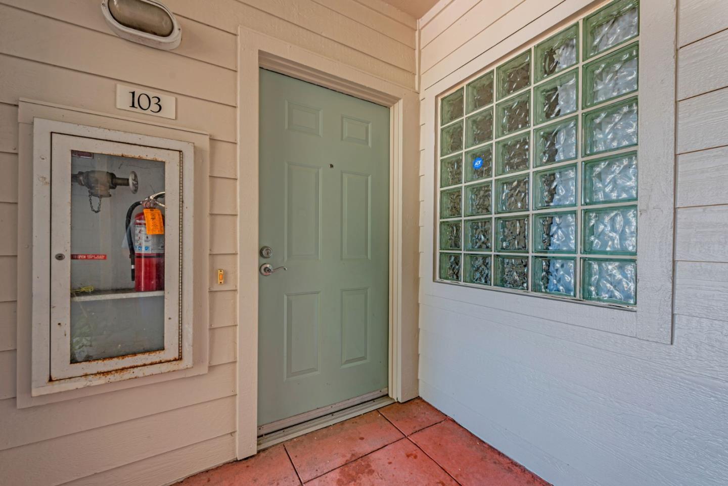 Property Photo:  601 Arcadia Terrace 103  CA 94085 