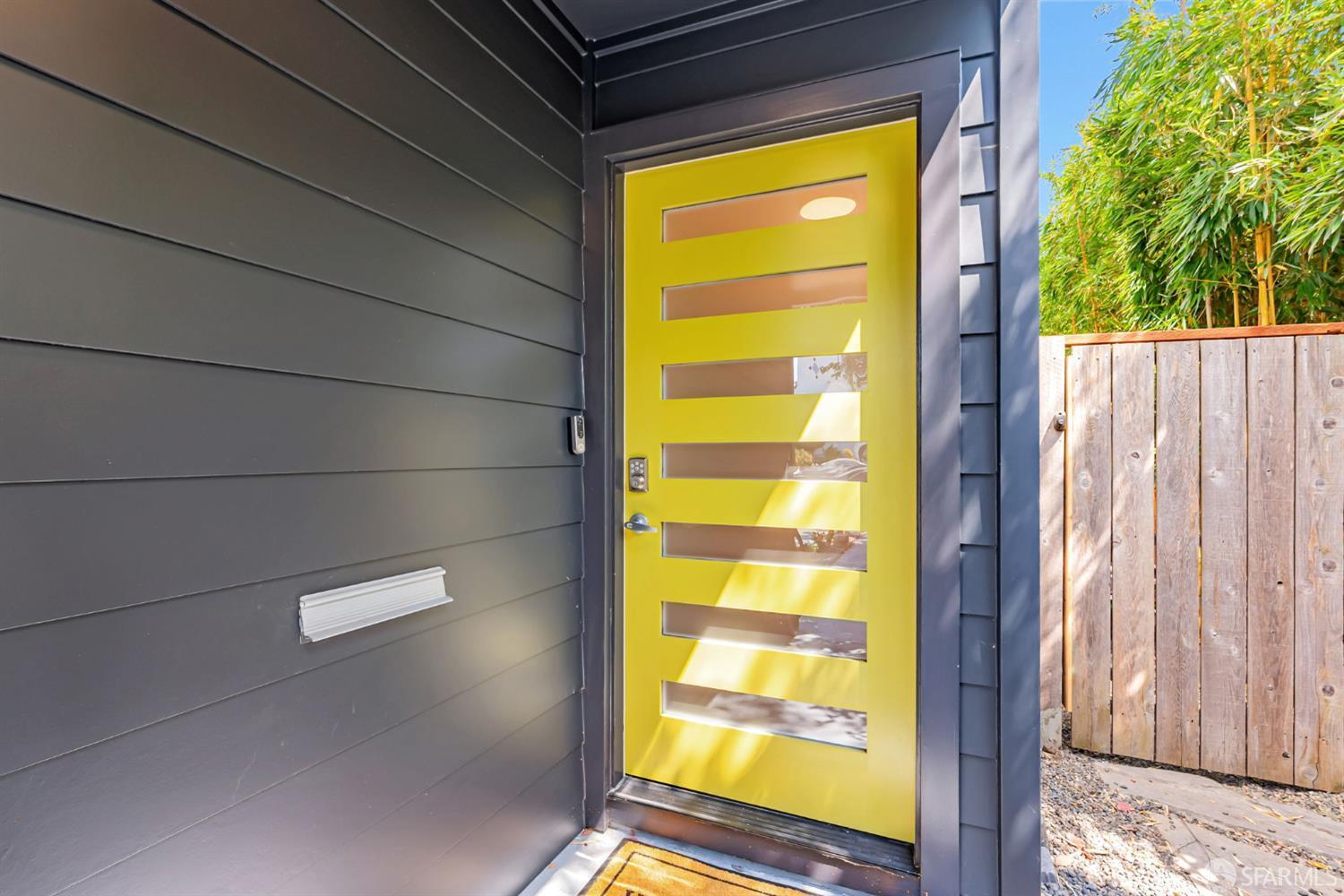 Property Photo: 1028 55 Street CA 94608