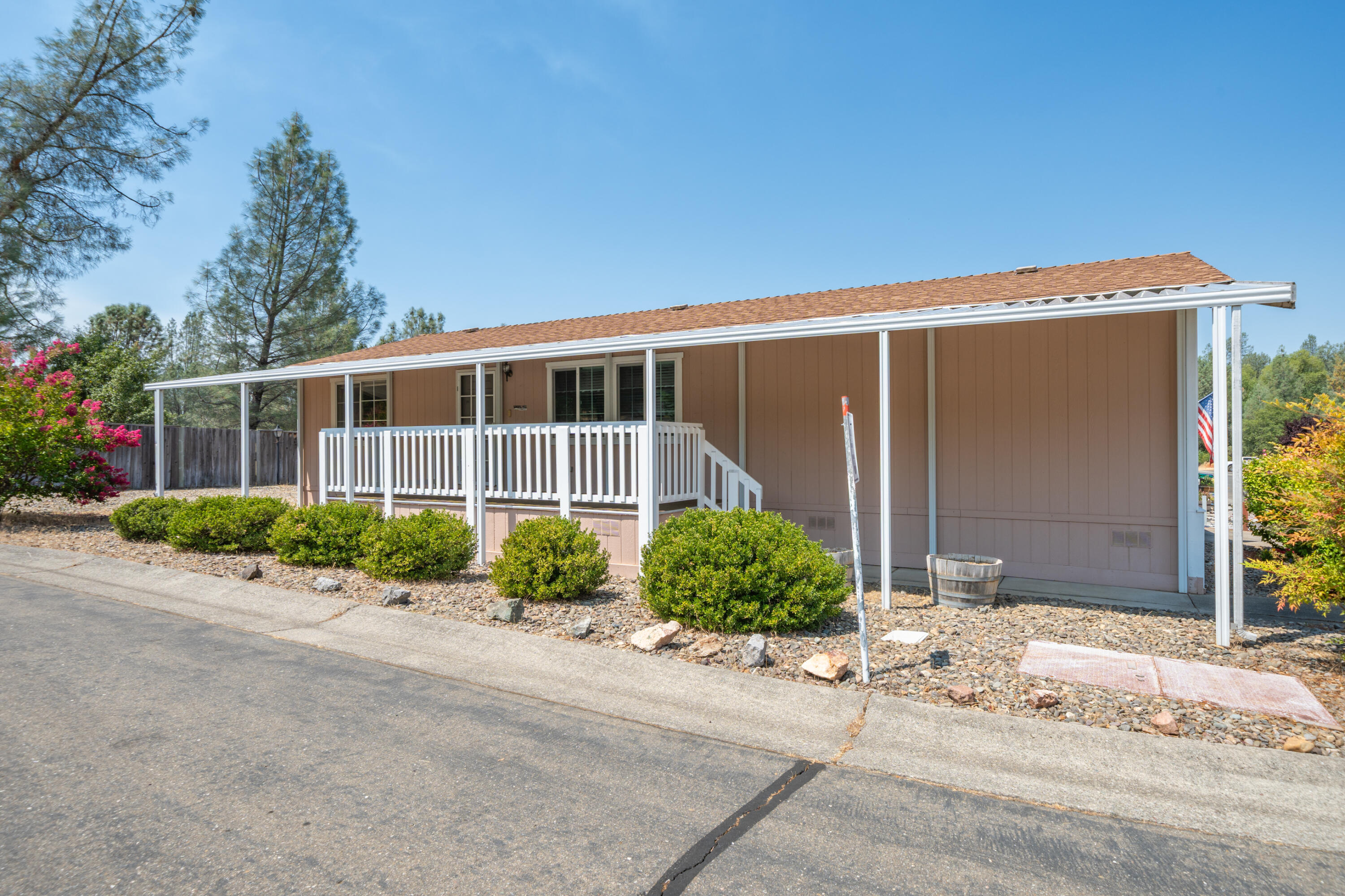 Property Photo:  3304 Shasta Dam Boulevard  CA 96019 