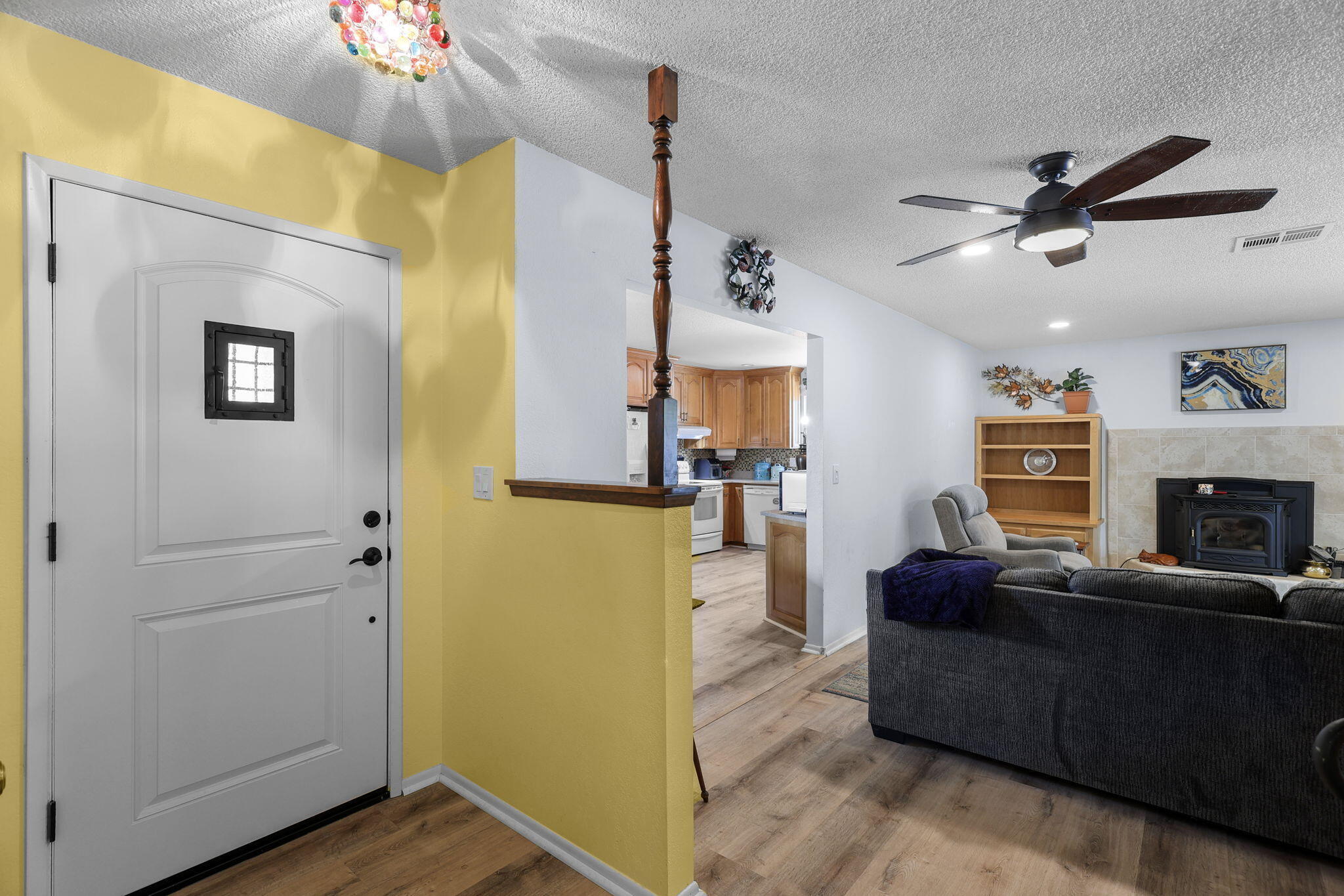 Property Photo: 318 Newport Drive CA 96001