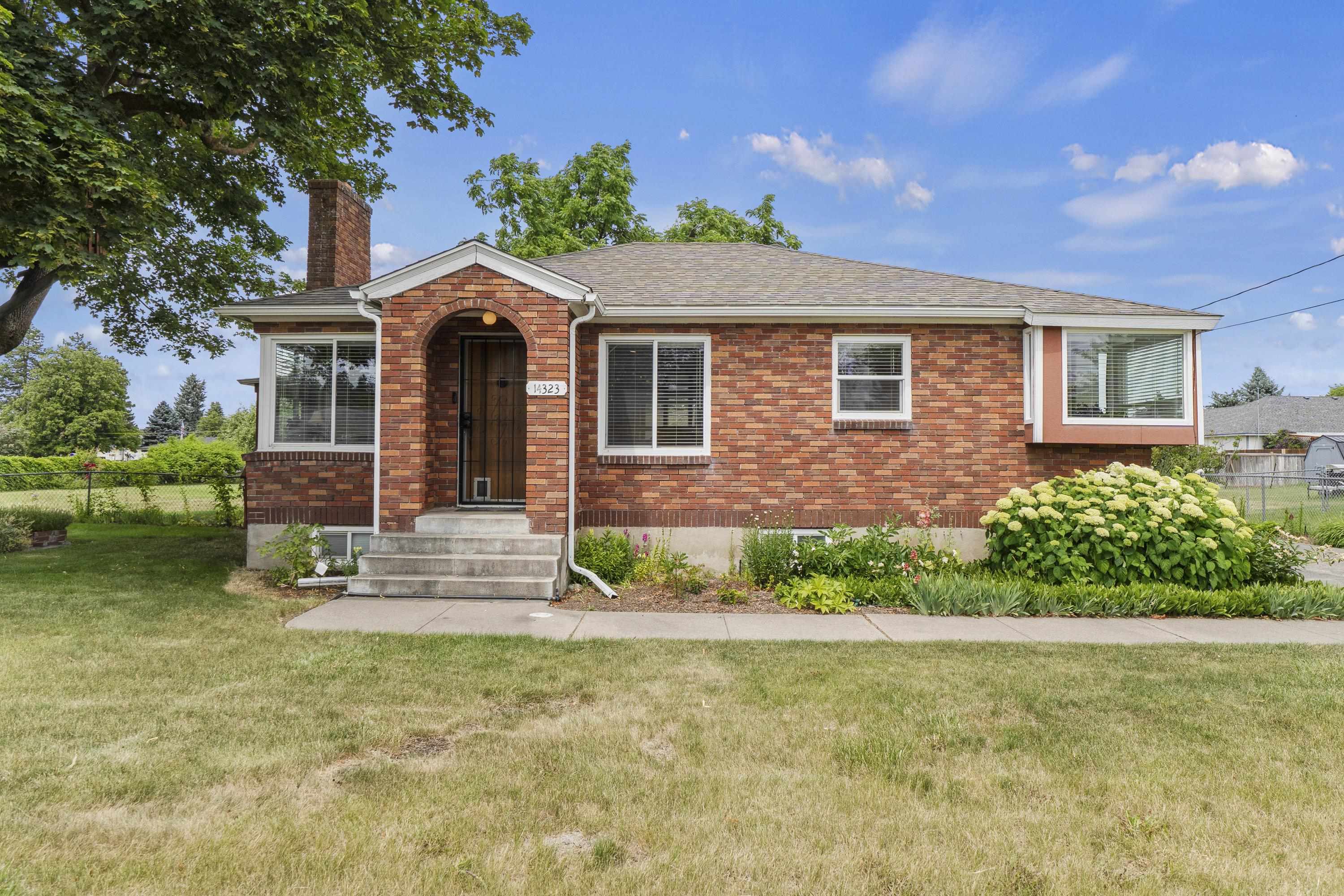 Property Photo: 14323 E Broadway Ave WA 99216