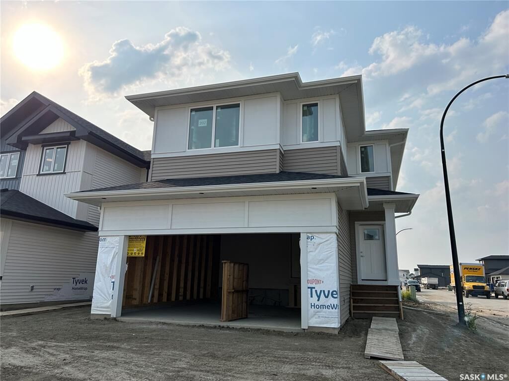 Property Photo: 202 Katz Court SK S7H 4R1