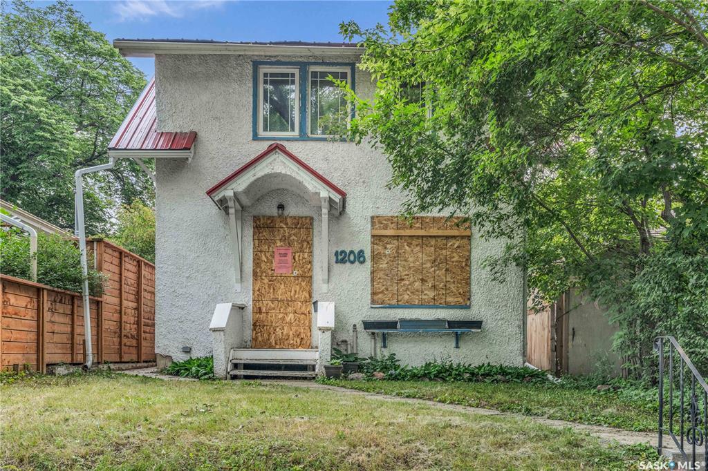 Photo de la propriété: 1206 Elliott Street SK S7N 0V6