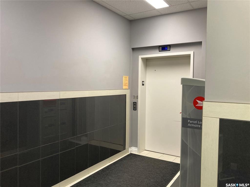 Property Photo: 412 Willowgrove Square 214 SK S7W 0T2