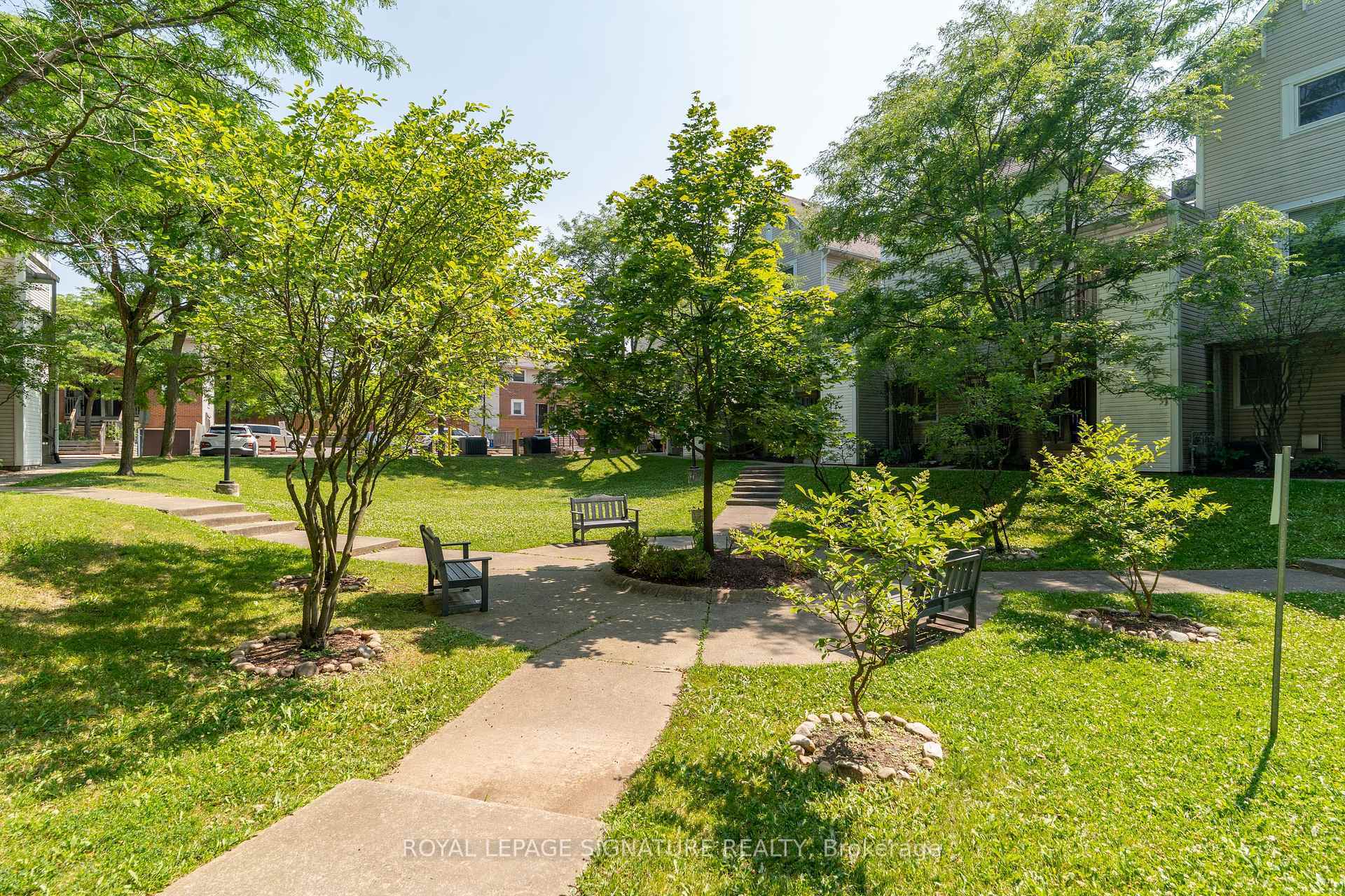 Property Photo:  461 Beechwood Place 55  ON N2T 2N8 