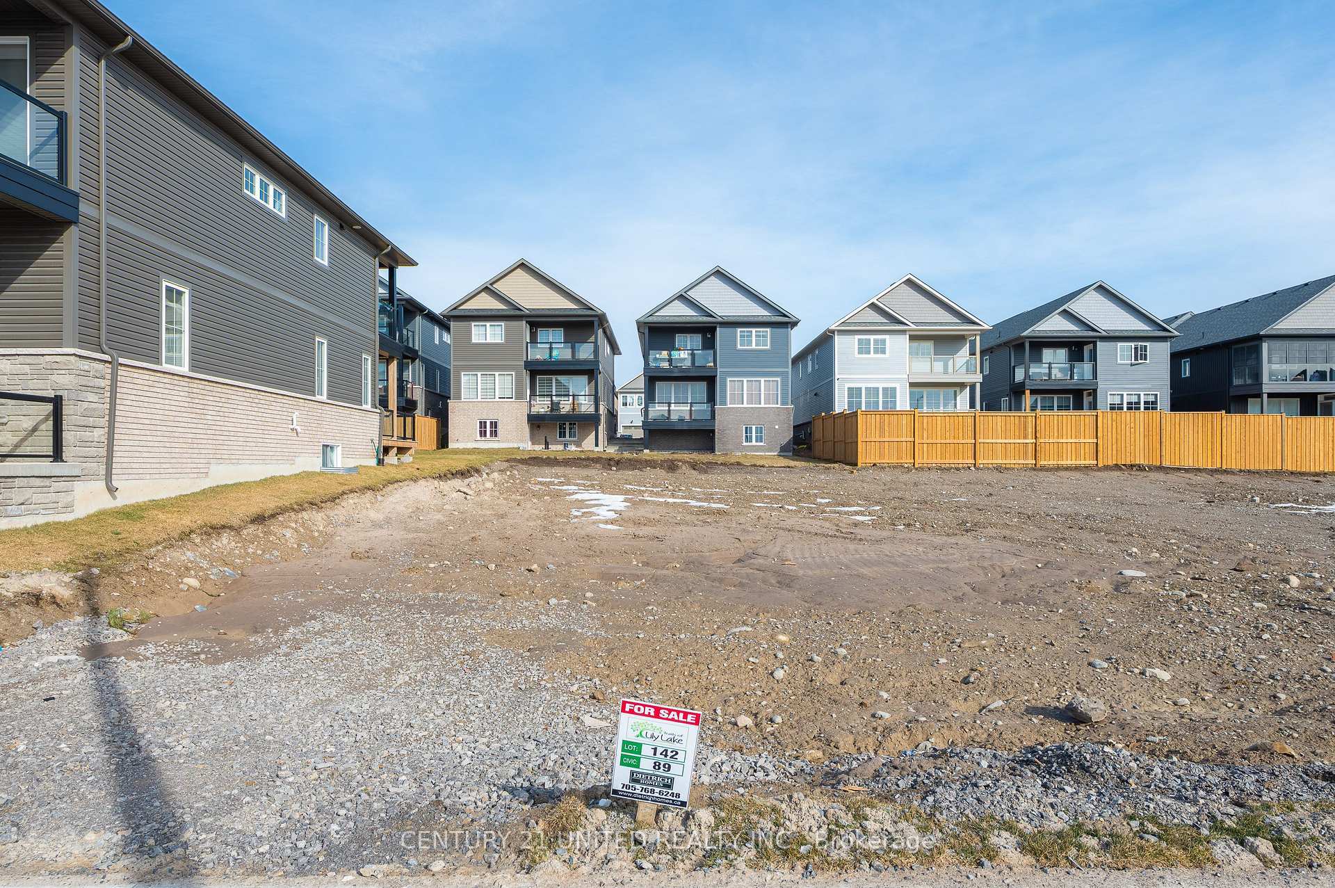 Property Photo:  85 York Drive  ON K9K 0H6 