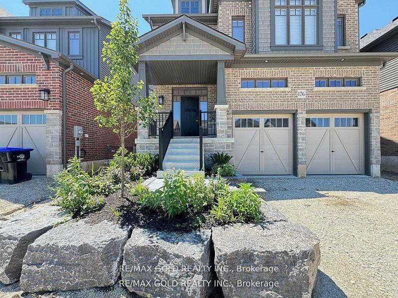 Property Photo:  176 Plewes Drive  ON L6Y 0E9 