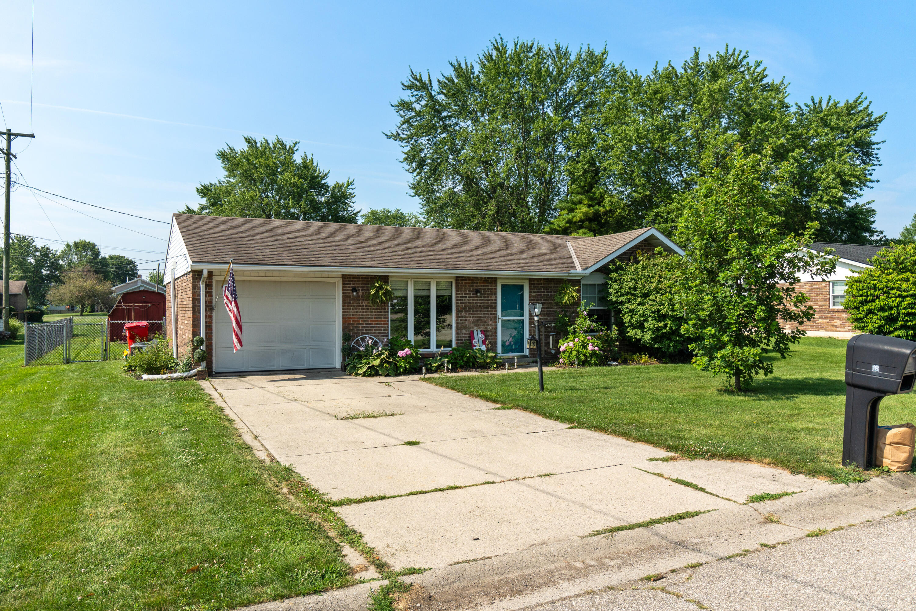 Property Photo: 18 Edgewood Drive OH 43344