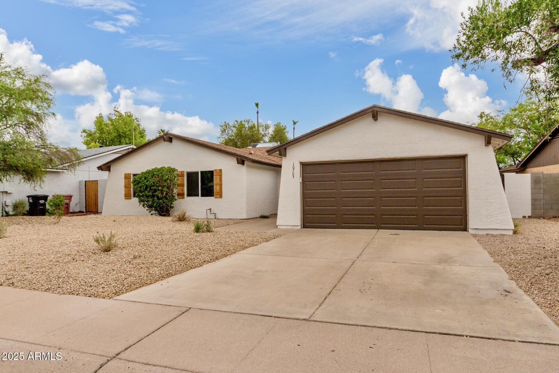 Property Photo:  10705 E Mercer Lane  AZ 85259 