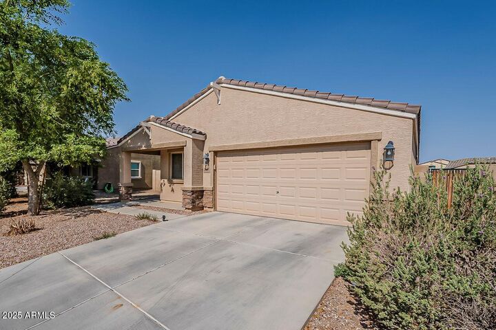 Property Photo:  8721 S 253rd Drive  AZ 85326 